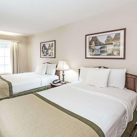 Baymont By Wyndham Valdosta At Valdosta Mall Экстерьер фото