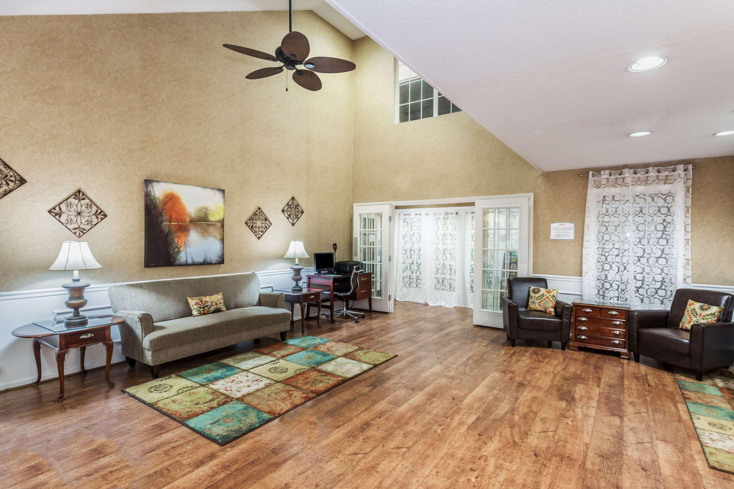 Baymont By Wyndham Valdosta At Valdosta Mall Экстерьер фото